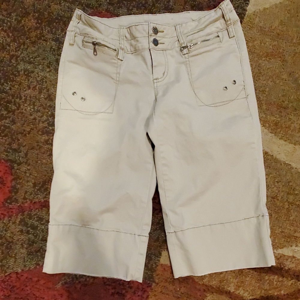 Maurice's long shorts, size 5/6